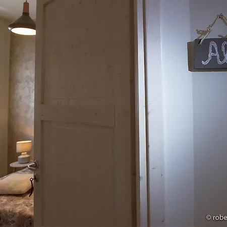 La Casa Di Primo Montecosaro (Marche)