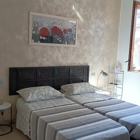 La Casa Di Primo Couette-café Montecosaro (Marche)