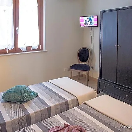 La Casa Di Primo 住宿加早餐酒店 Montecosaro (Marche)