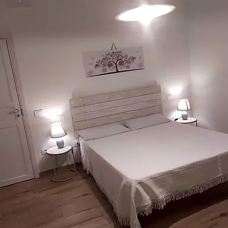 La Casa Di Primo 3* Montecosaro (Marche)